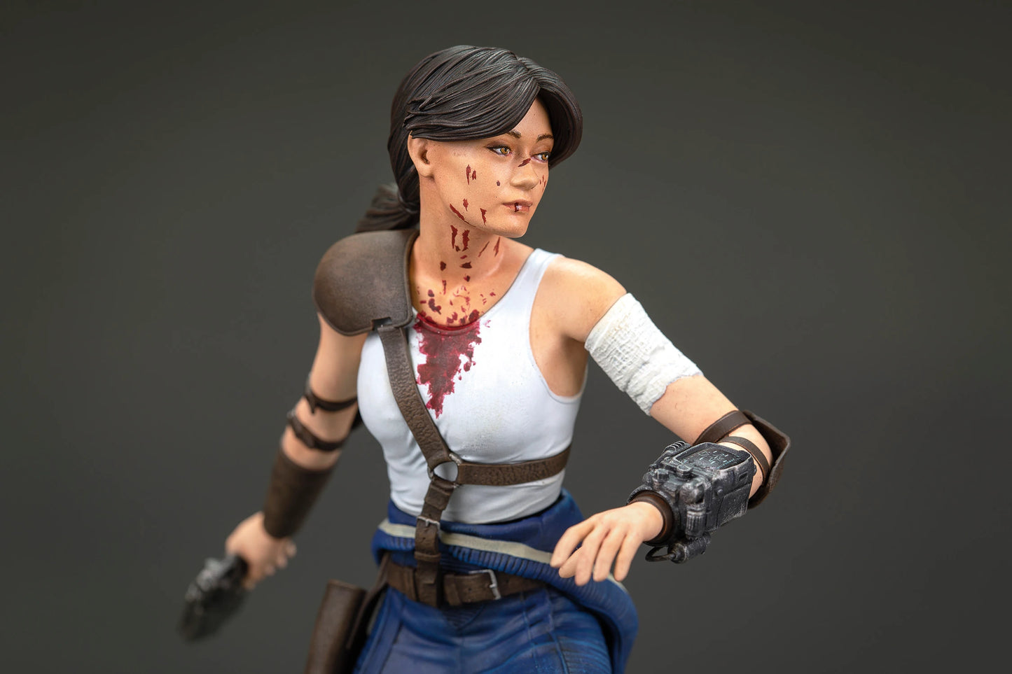 Fallout (TV Series) Lucy Statue by Dark Horse Comics