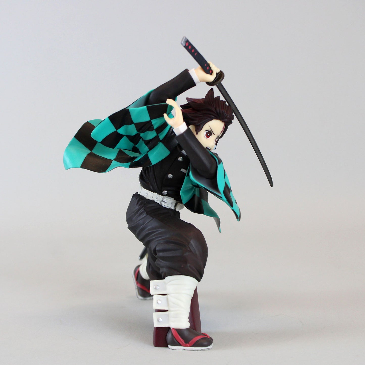 Tanjiro (Demon Slayer) - Proceed With Unbreakable Heart And Sword - Ichiban Statue