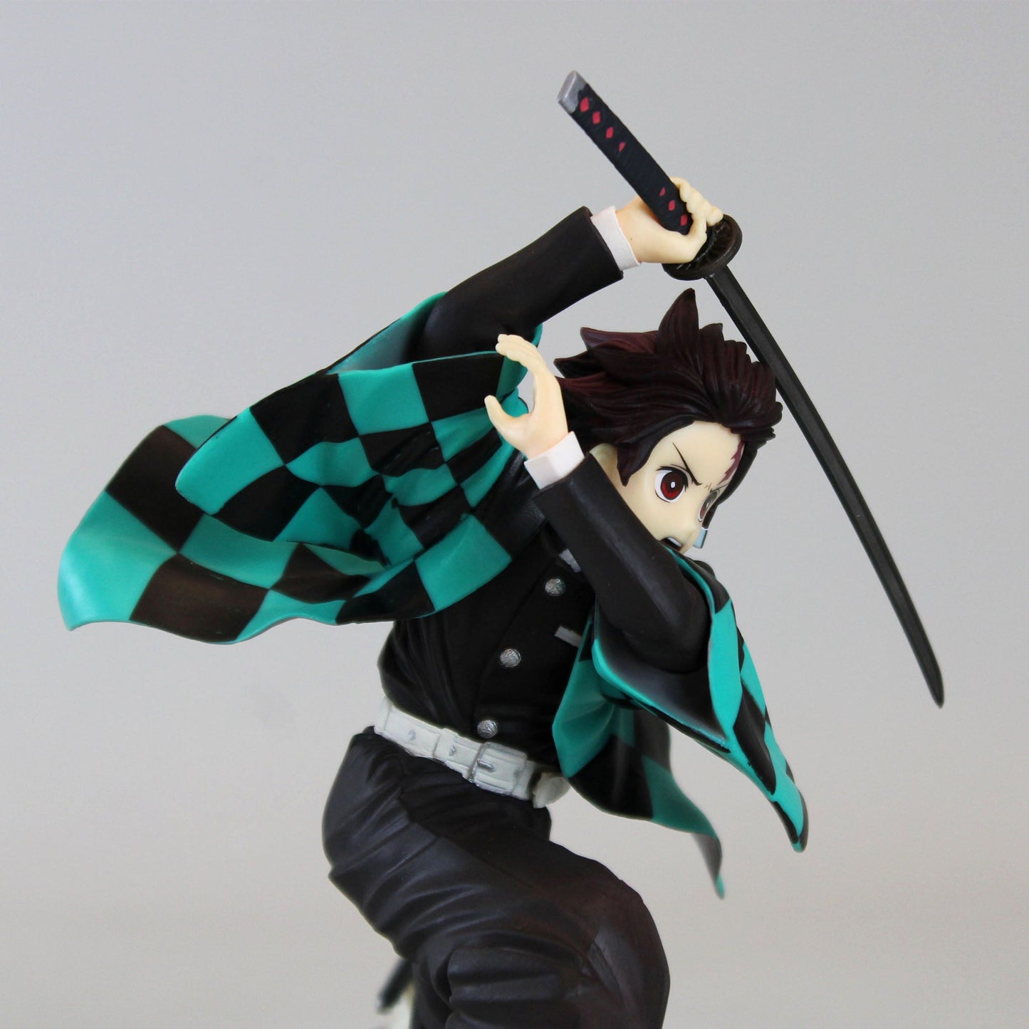 Tanjiro (Demon Slayer) - Proceed With Unbreakable Heart And Sword - Ichiban Statue