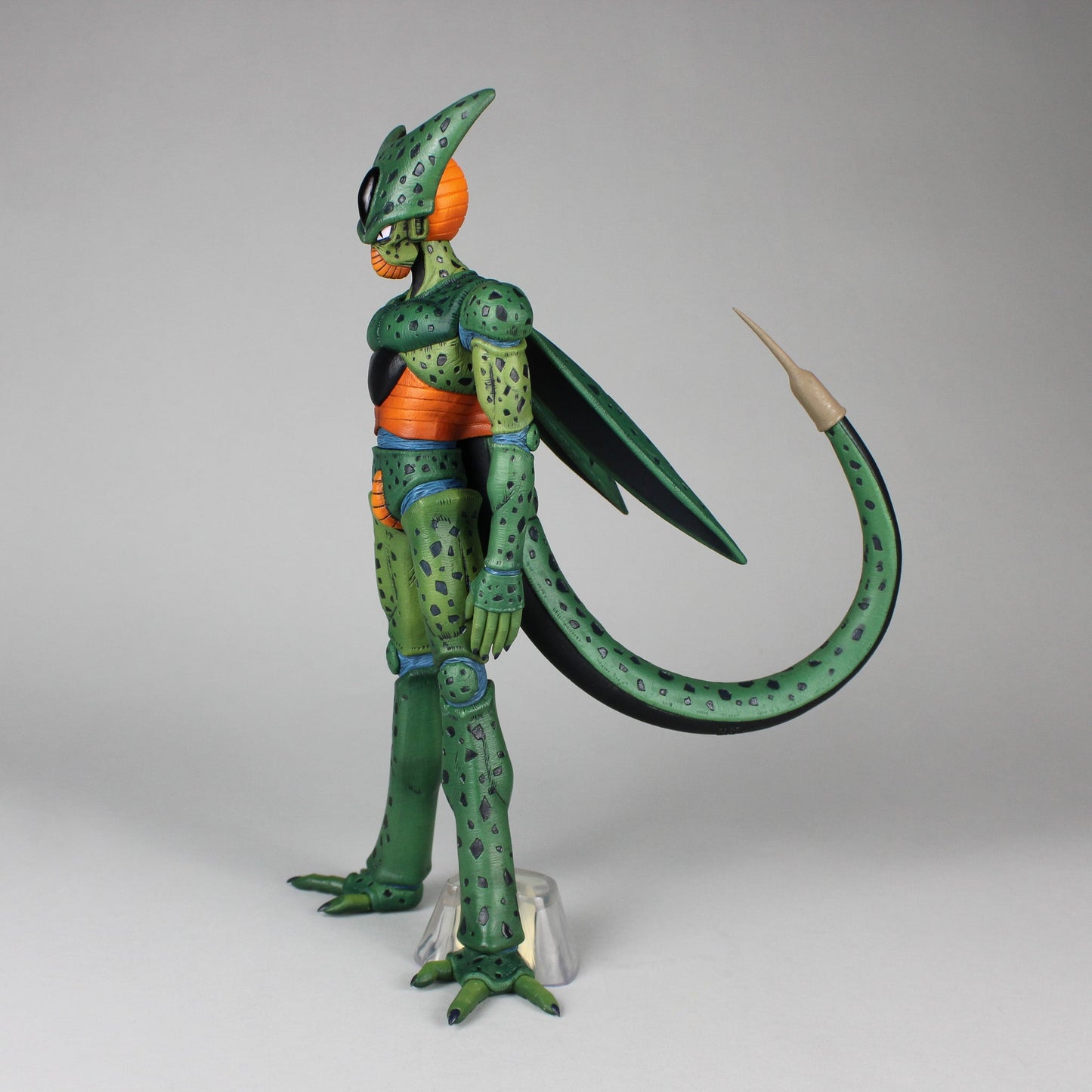 Cell 1st Form (Vs. Omnibus Ultra) Dragon Ball Z Masterlise Statue