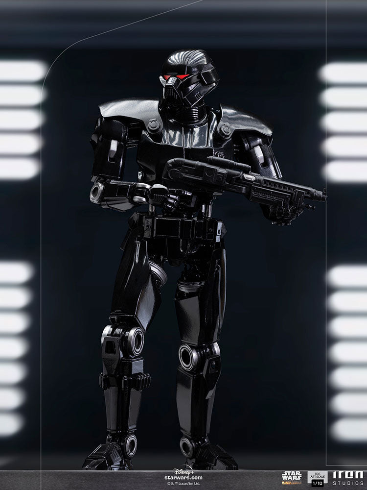 Dark Trooper (Star Wars: The Mandalorian) 1:10 Scale Statue by Iron Studios