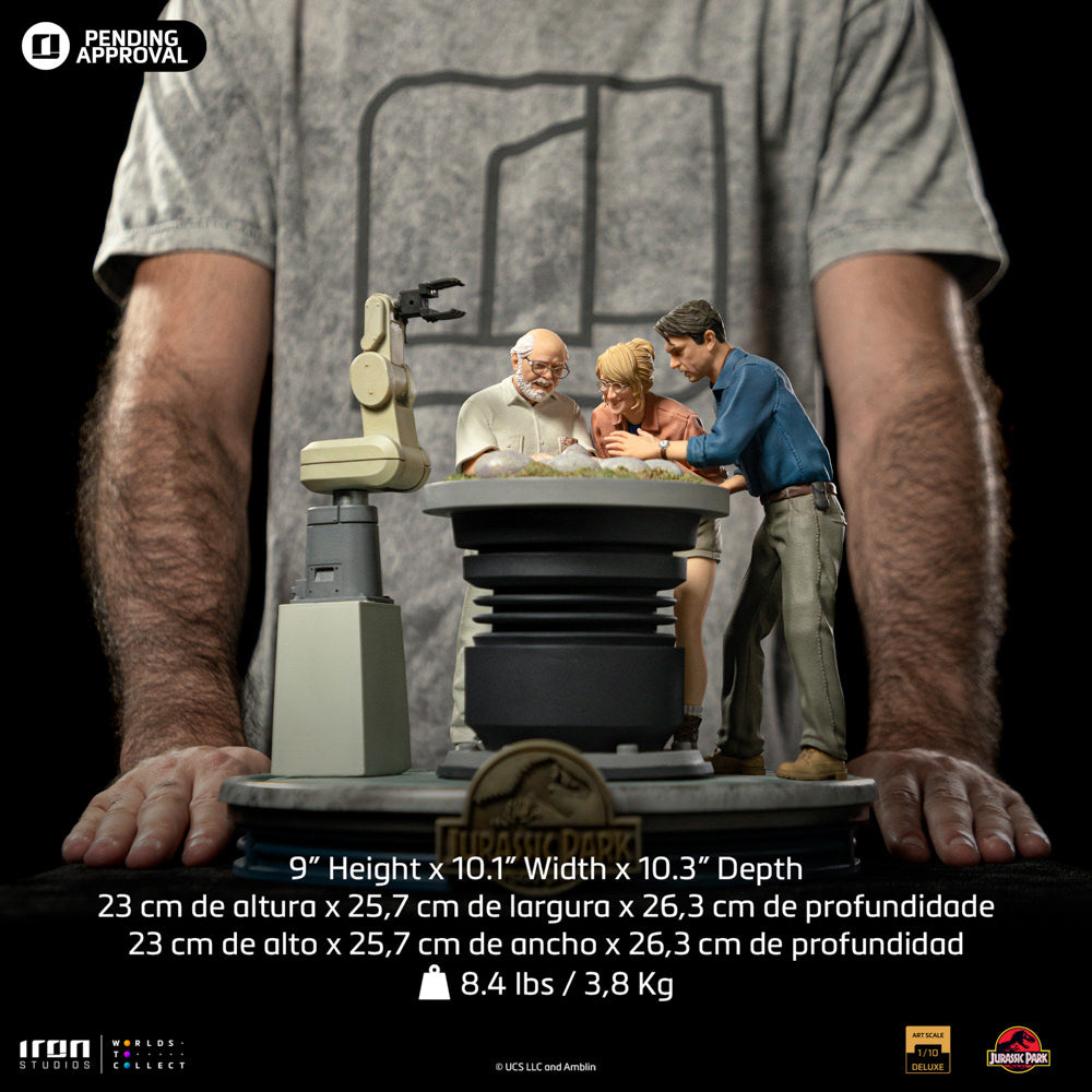 Jurassic Park Dino Hatching Deluxe 1/10 Scale Statue by Iron Studios