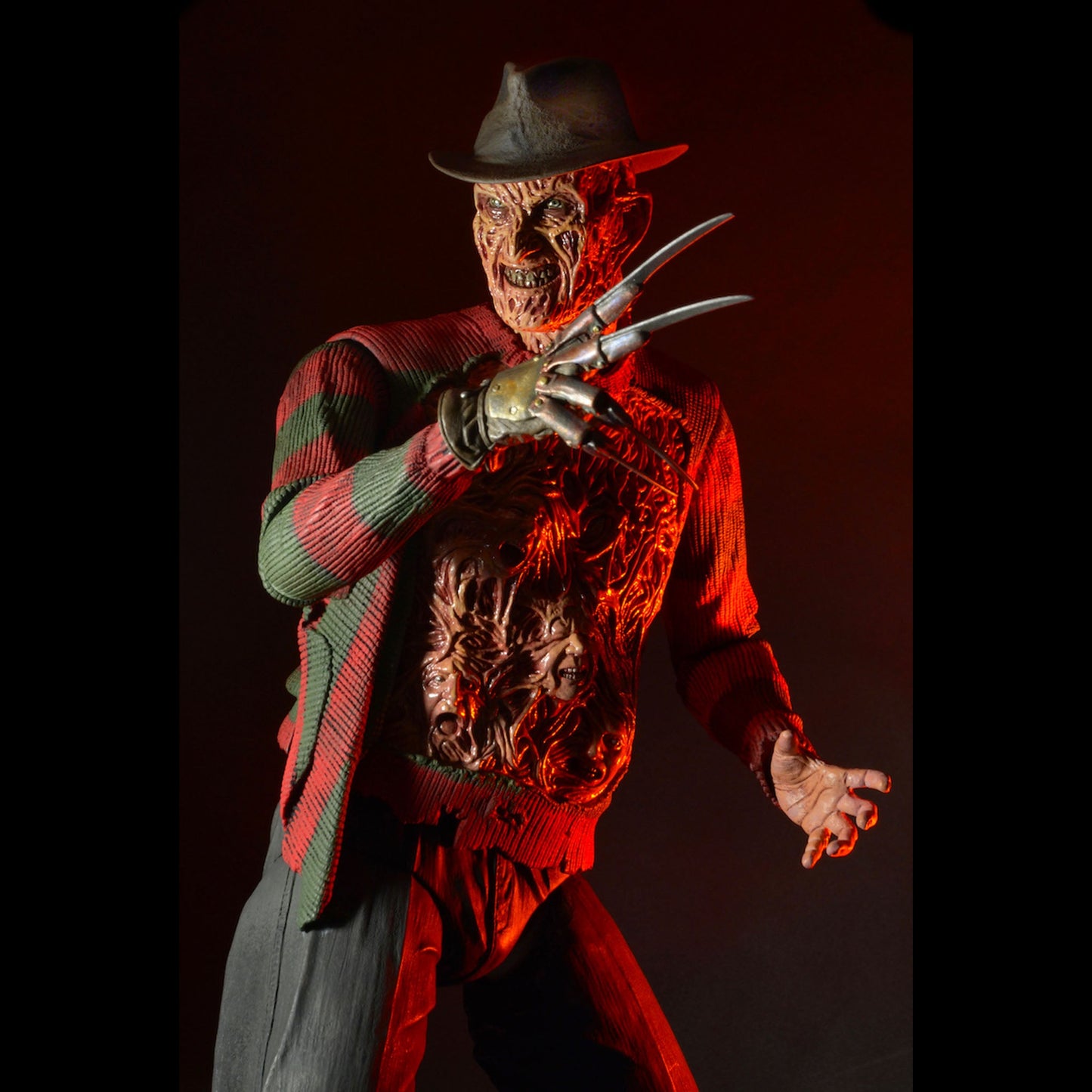 Freddy Krueger (A Nightmare on Elm Street Part 3: Dream Warriors) NECA 1:4 Scale Action Figure