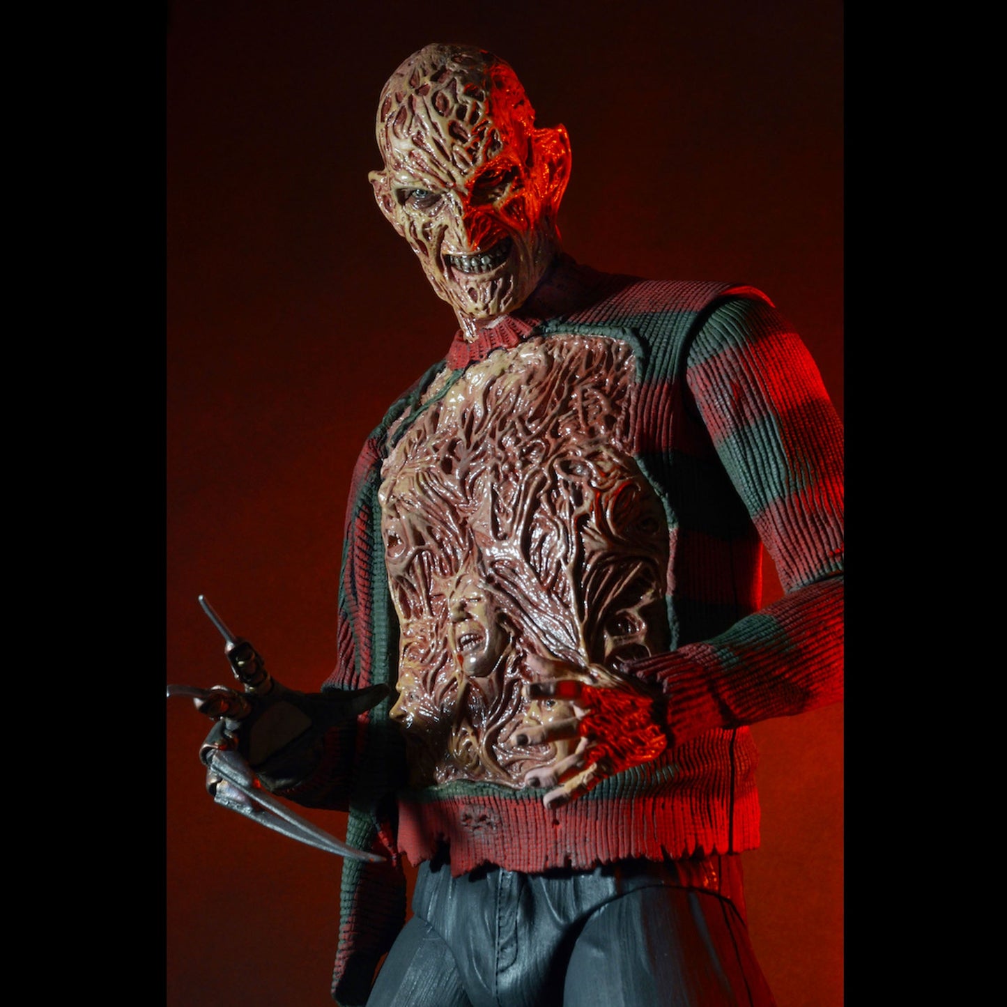 Freddy Krueger (A Nightmare on Elm Street Part 3: Dream Warriors) NECA 1:4 Scale Action Figure