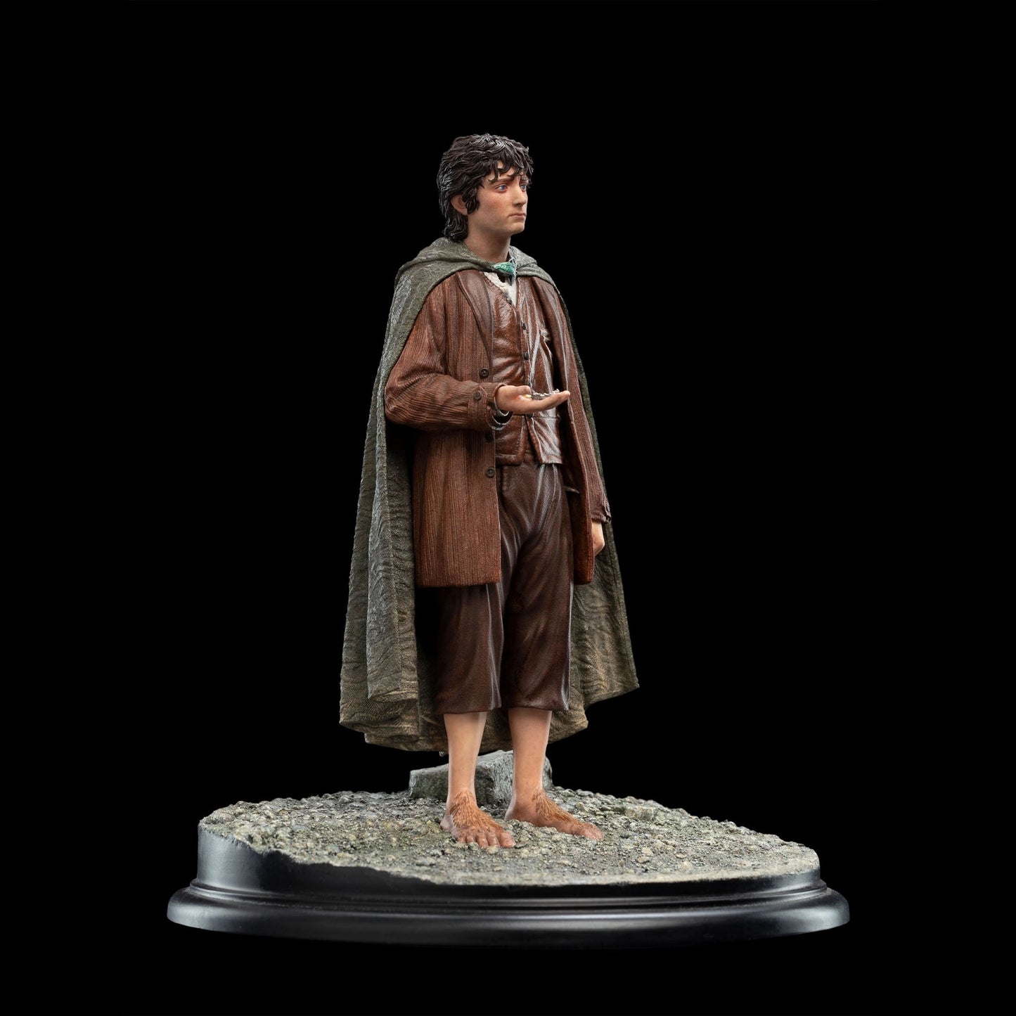 Frodo Baggins, Ringbearer (Lord of the Rings) 1:6 Scale Statue by Weta Workshop