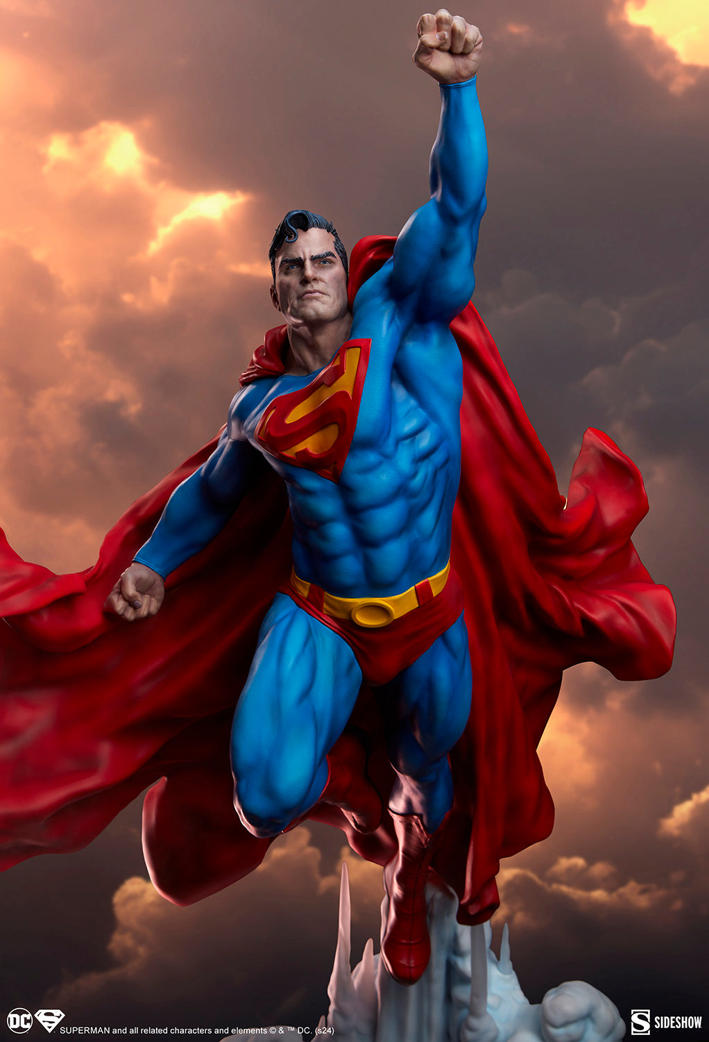 DC Comics Superman Premium Format Statue by Sideshow