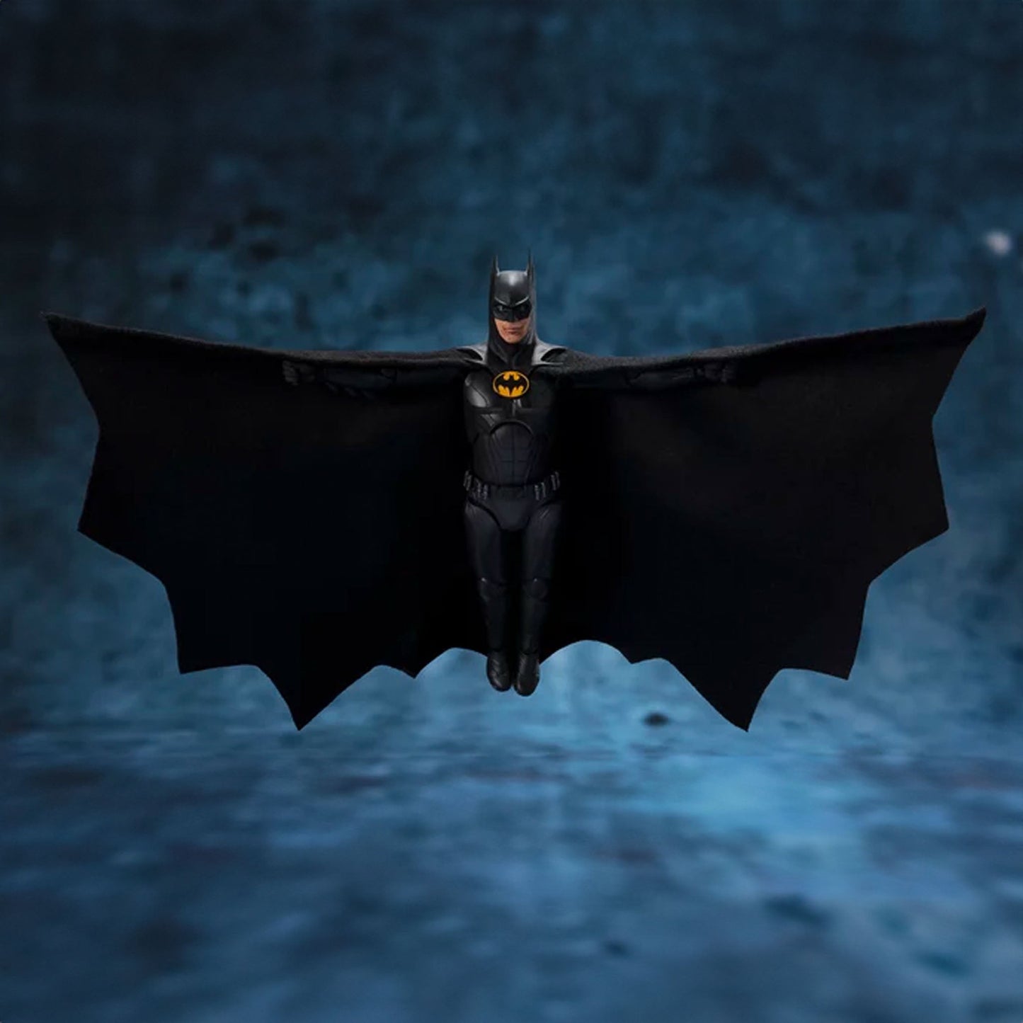 Batman The Flash Movie Michael Keaton SH Figuarts Action Figure