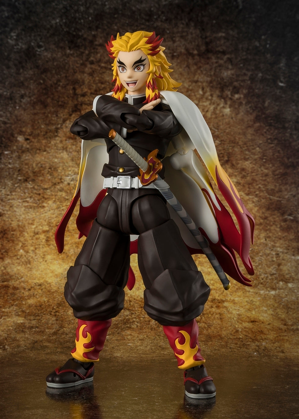 Demon Slayer: Kimetsu no Yaiba - Kyojuro Rengoku S.H.Figuarts Figure