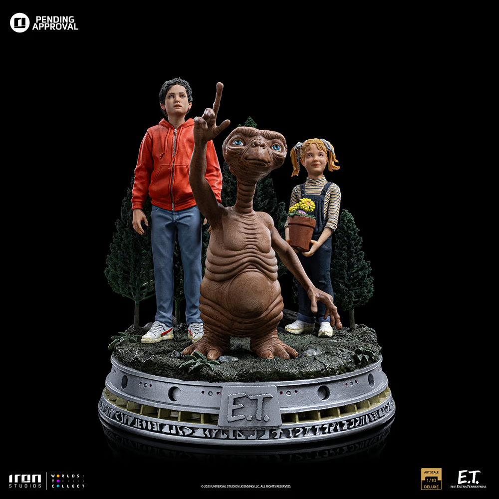 E.T: The Extra Terrestrial E.T, Elliot and Gertie 1/10 DLX Statue by Iron Studios
