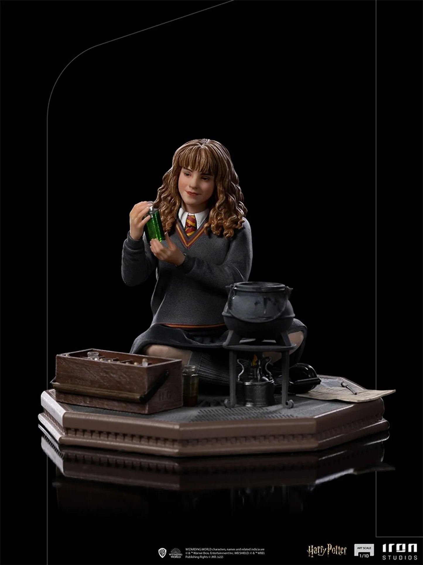 Harry Potter and the Chamber of Secrets Hermione Granger 1:10 Scale Statue by Iron Studios