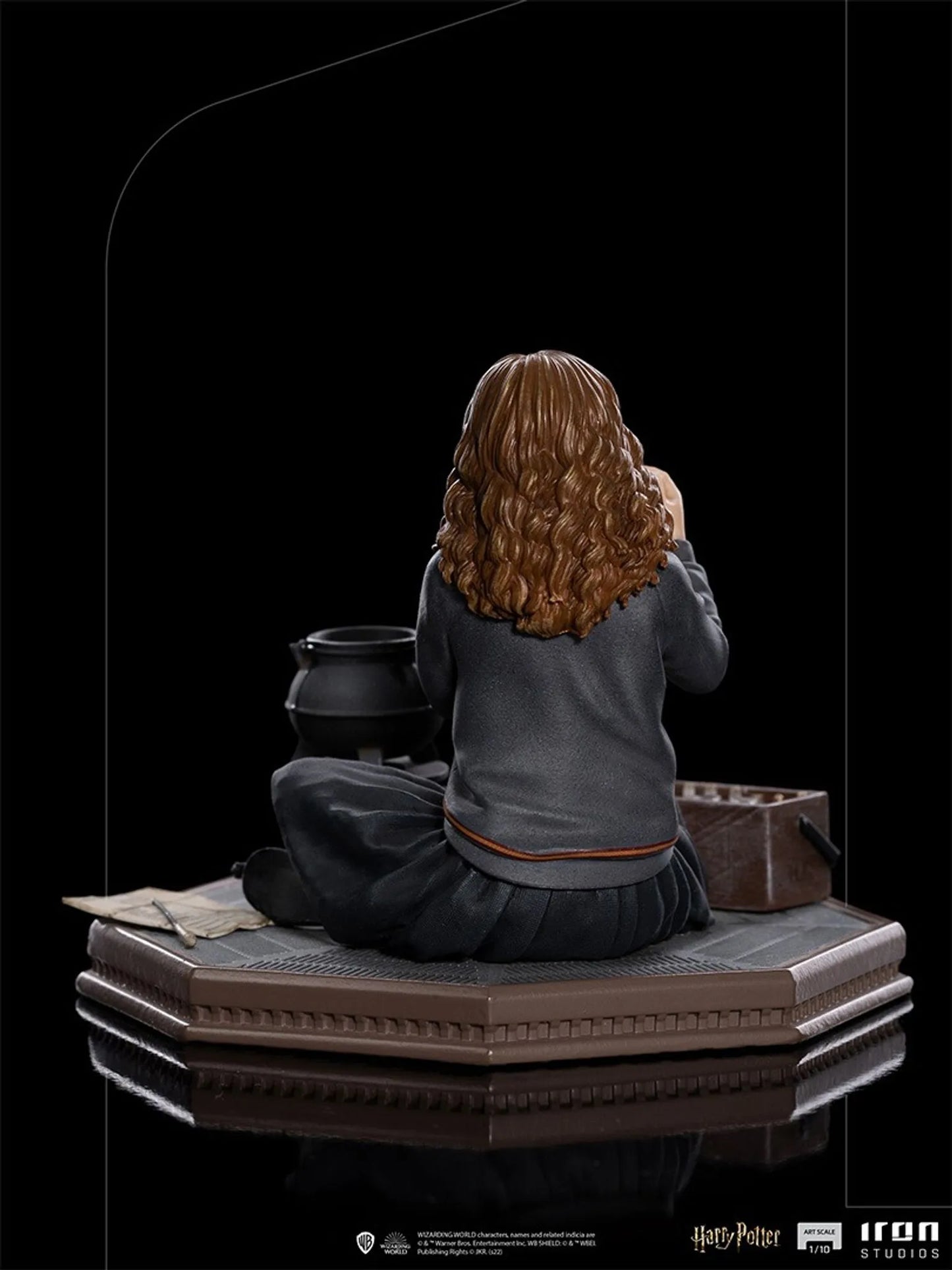 Harry Potter and the Chamber of Secrets Hermione Granger 1:10 Scale Statue by Iron Studios