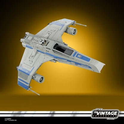 New Republic E-Wing & KE4-N4 Figure & Vehicle Star Wars Ahsoka Vintage Collection