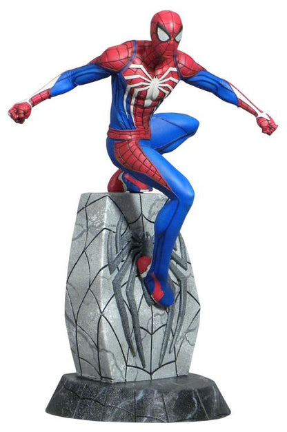 Spider-Man (2018 Edition) Gamerverse Marvel Gallery Statue The hit video game Spider-Man sees its first Gallery PVC Diorama! The web-slinger himself kicks things off with this pensive piece, perched atop a Spider-logo in his new, already-iconic costume. Measuring approximately 10" tall, this PVC sculpture comes packaged in a full-color window box. Designed by Caesar. Sculpted by Cortes Studios