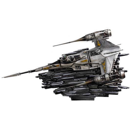 Star Wars: The Book of Boba Fett Mando's N-1 Starfighter 1:10 Scale Statue by Iron Studios