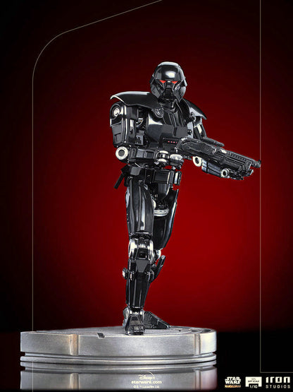 Dark Trooper (Star Wars: The Mandalorian) 1:10 Scale Statue by Iron Studios