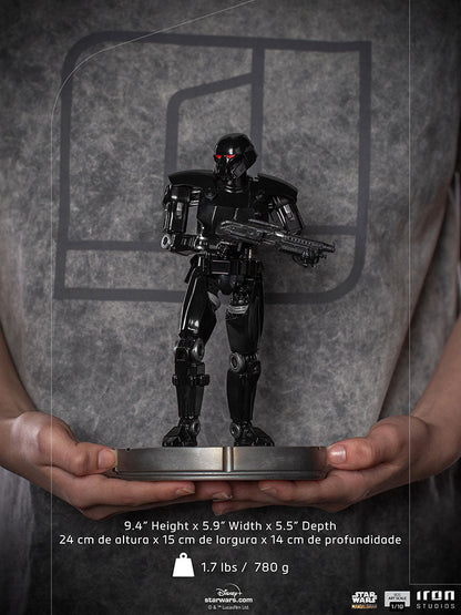 Dark Trooper (Star Wars: The Mandalorian) 1:10 Scale Statue by Iron Studios