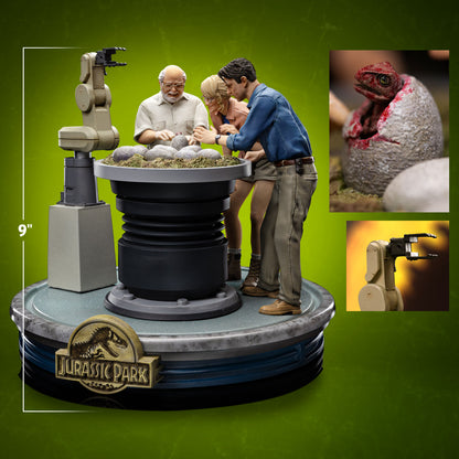 Jurassic Park Dino Hatching Deluxe 1/10 Scale Statue by Iron Studios