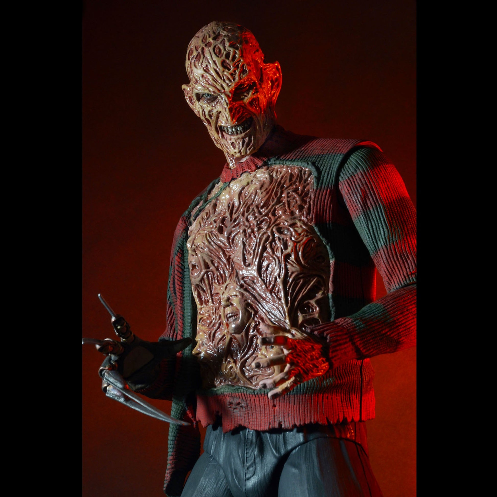 Freddy Krueger (A Nightmare on Elm Street Part 3: Dream Warriors) NECA 1:4 Scale Action Figure