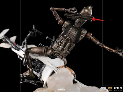 IG-11 and Grogu on Speeder (Star Wars: The Mandalorian) 1:10 Deluxe Scale Statue by Iron Studios