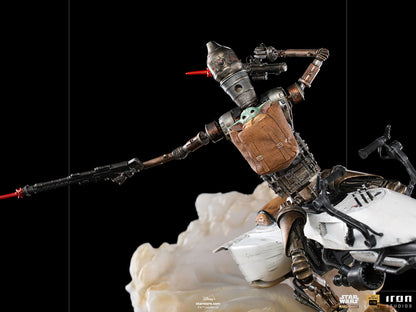 IG-11 and Grogu on Speeder (Star Wars: The Mandalorian) 1:10 Deluxe Scale Statue by Iron Studios