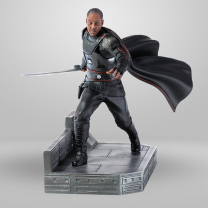 Moff Gideon (Star Wars: The Mandalorian) 1:10 Scale Statue by Iron Studios