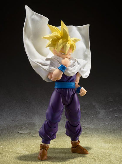 Super Saiyan Gohan Dragon Ball SH Figuarts Figure.