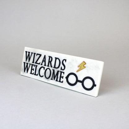 Wizards Welcome Hogwarts Harry Potter Desk Sign